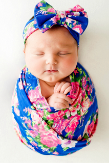 Personalized swaddle set girl outlet
