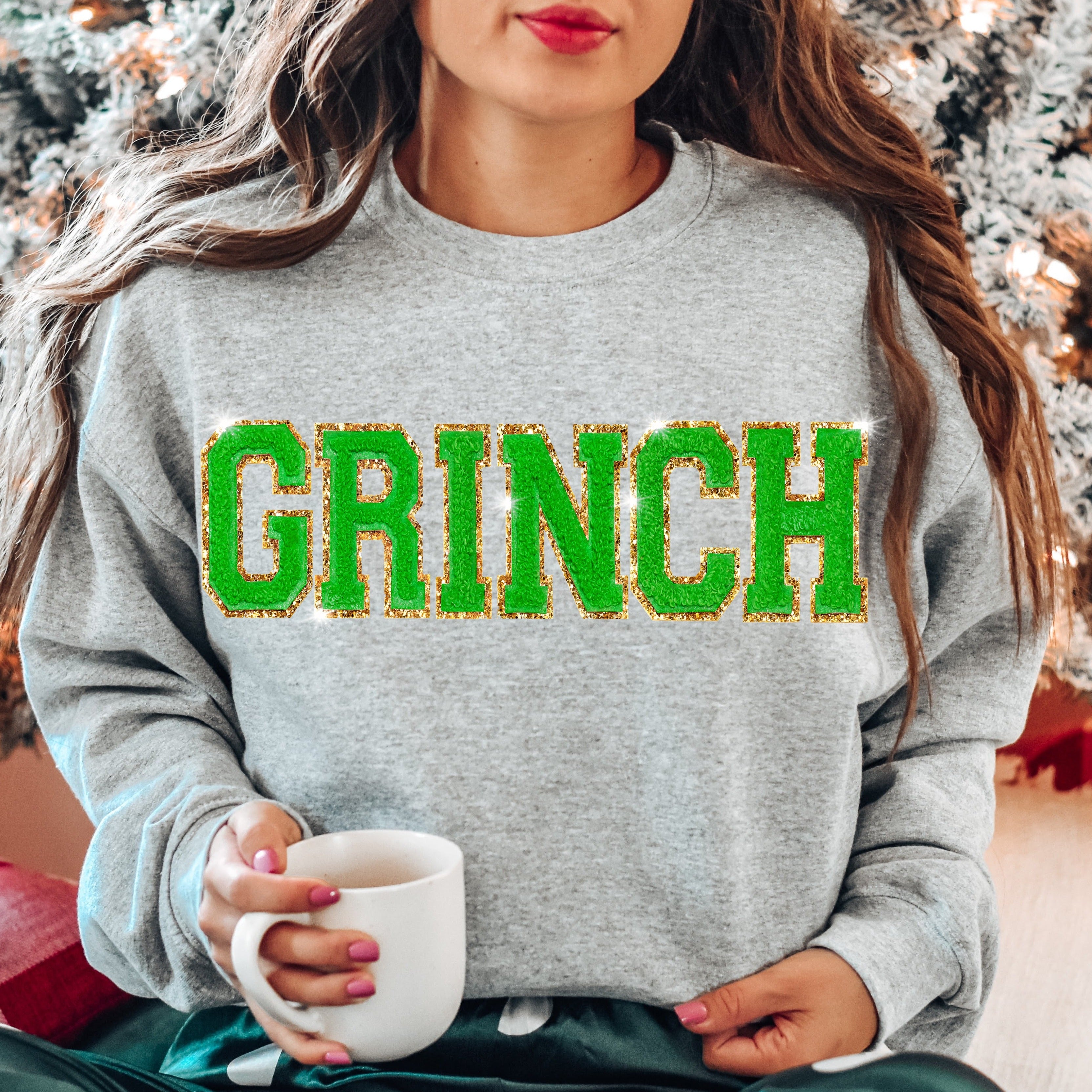 IZYJOY Weihnachts-Sweatshirt Damen – übergroßer Chenille-Patch Pullover Mit Buchstaben-Druck IZYJOY Weihnachts-Sweatshirt Damen – übergroßer Chenille-Patch Pullover Mit Buchstaben-Druck